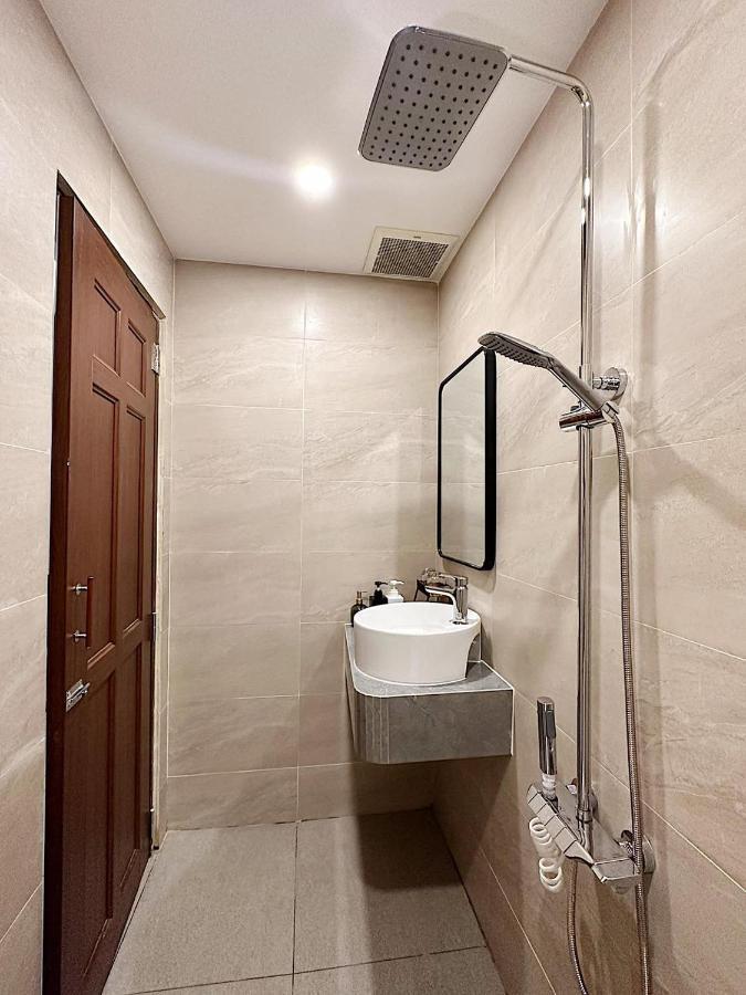 Phuong Nam Hotel An Giang Long Xuyen Exterior photo