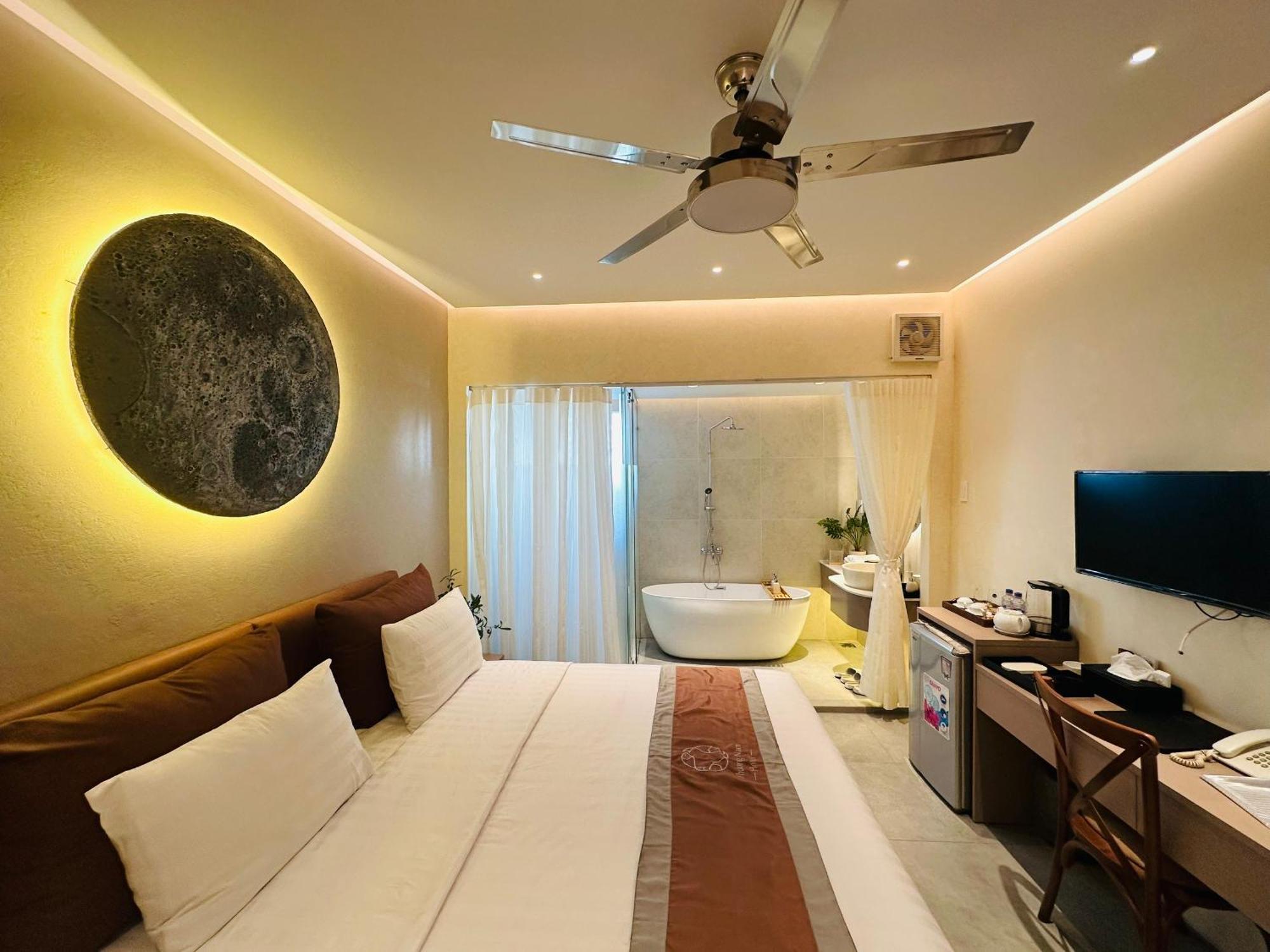 Phuong Nam Hotel An Giang Long Xuyen Exterior photo